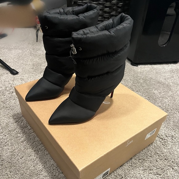 Christian Louboutin:  ASTRO POINTUE 85 TISSU DOUDOUNE - Picture 2 of 4